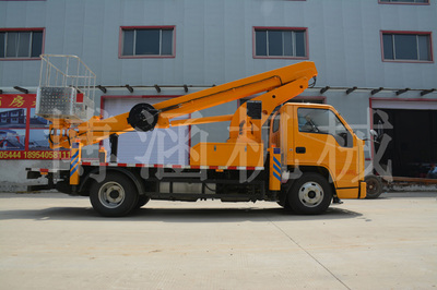 高空作業車選購指南 以博涵機械設備為例，助力現代化物業管理